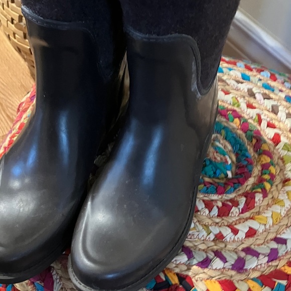 UGG Brown Reignfall Tall Rain Boots - Picture 5 of 8